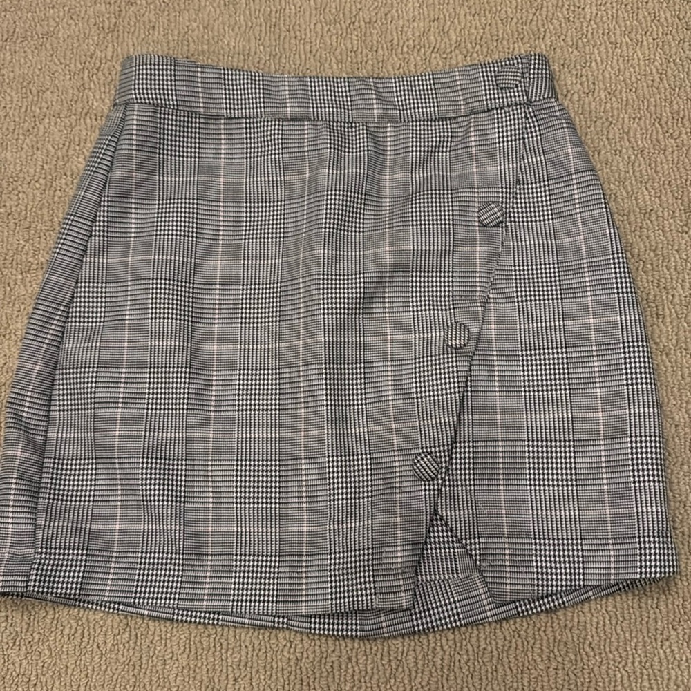 Plaid mini skirt